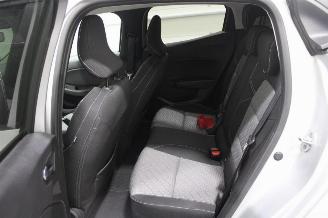 Renault Clio  picture 12