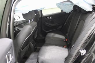 BMW 1-serie 118 picture 11