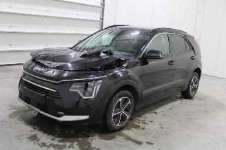 damaged passenger cars Kia Niro  2022/8