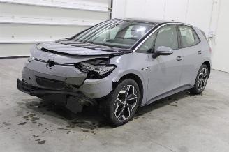 Vaurioauto  passenger cars Volkswagen ID.3  2022/7