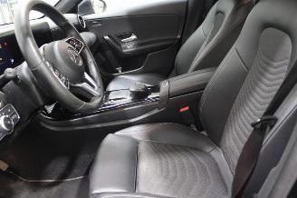 Mercedes Cla-klasse CLA 180 picture 10