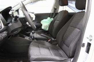 Kia Rio  picture 11