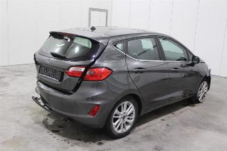 Ford Fiesta  picture 3