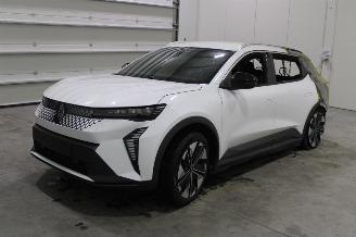 Vrakbiler auto Renault Scenic  2025/6