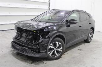 Vaurioauto  passenger cars Volkswagen ID.4  2025/11