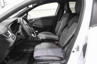 Renault Clio  picture 8