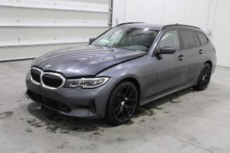 Schadeauto BMW 3-serie 318 2021/7