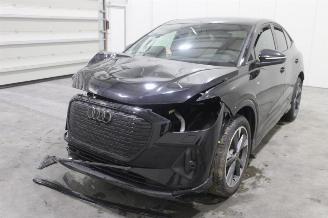 skadebil auto Audi Q4 e-tron 2025/6