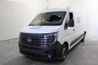 Vrakbiler auto Nissan Nv400  2025/4