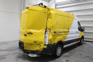 Ford Transit  picture 3