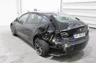 Tesla Model 3  picture 4