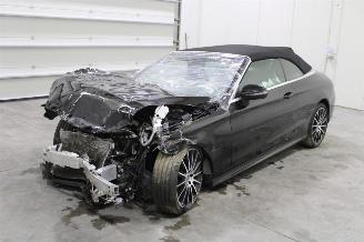 krockskadad bil auto Mercedes C-klasse C 220 2021/3