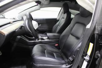 Tesla Model 3  picture 9