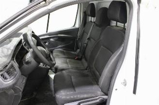 Renault Trafic  picture 11