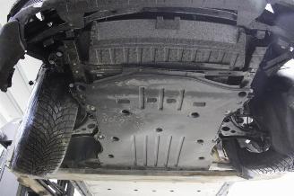 Ford Explorer  picture 16