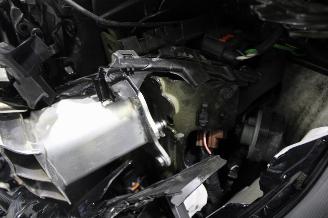 Peugeot e-208  picture 21