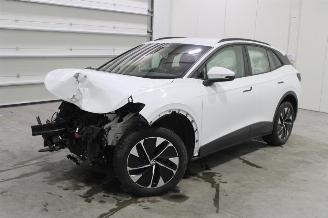 damaged passenger cars Volkswagen ID.4  2024/2