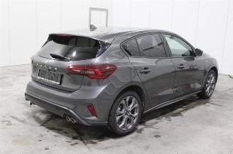 Ford Focus  picture 3