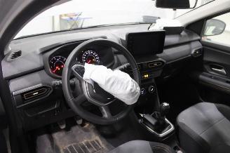 Dacia Sandero  picture 10