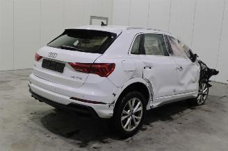 Audi Q3  picture 4