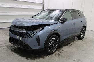 Vrakbiler auto Peugeot 5008  2025/4