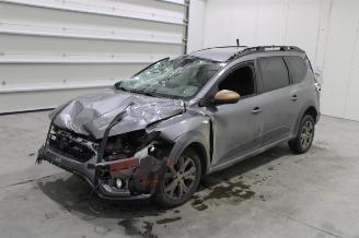 Vrakbiler auto Dacia Jogger  2025/9
