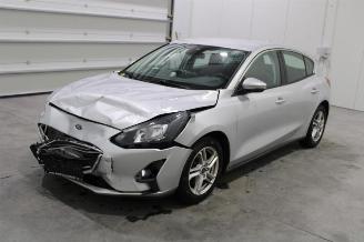 Coche siniestrado Ford Focus  2019/6