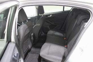 Ford Focus  picture 11