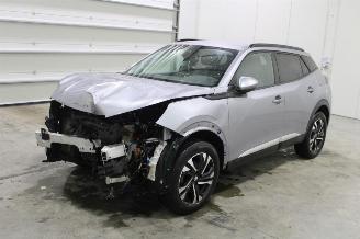 Vaurioauto  passenger cars Peugeot 2008  2021/4