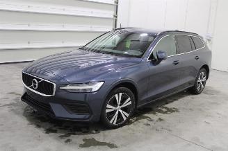 Vaurioauto  passenger cars Volvo V-60 V60 2022/3