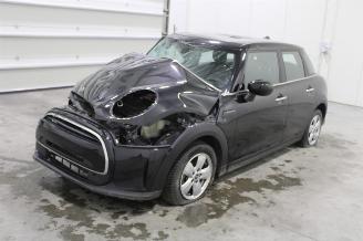 Vaurioauto  passenger cars Mini One  2022/7