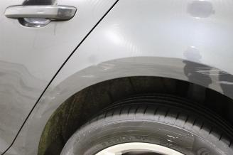 Audi A4  picture 8