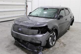 Schadeauto Ford Explorer  2025/8