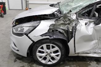 Renault Clio  picture 5