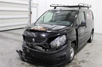 Coche accidentado Peugeot Partner  2020/6