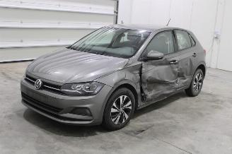 krockskadad bil auto Volkswagen Polo  2019/6