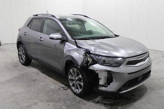Schadeauto Kia Stonic  2023/12