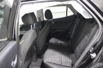 Kia Stonic  picture 11