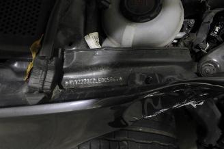Volkswagen Passat  picture 23