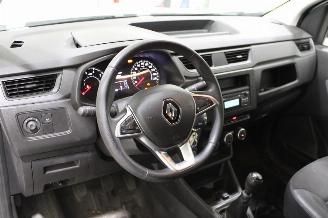 Renault Express  picture 10