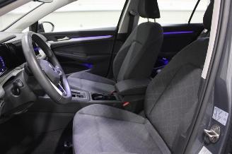 Volkswagen Golf  picture 9
