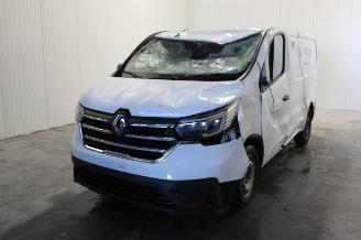 Salvage car Renault Trafic  2022/3