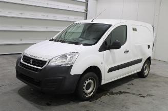 Vrakbiler auto Peugeot Partner  2019/2