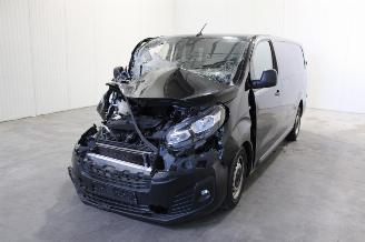 Dezmembrări autoturisme Opel Vivaro  2021/3