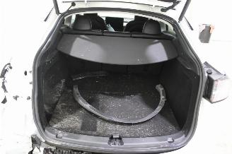Tesla Model Y  picture 21