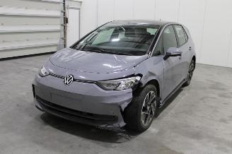 skadebil auto Volkswagen ID.3  2023/1