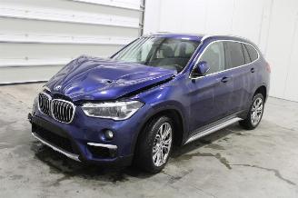 Vaurioauto  passenger cars BMW X1  2019/7