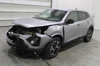 krockskadad bil auto Peugeot 2008  2026/3
