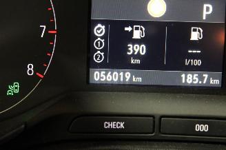 Opel Crossland X picture 11