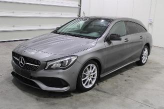 Vaurioauto  passenger cars Mercedes Cla-klasse CLA 200 2020/3